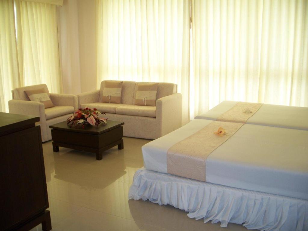 Kasem Garden Hotel Surin Ban Nong Tao Екстериор снимка