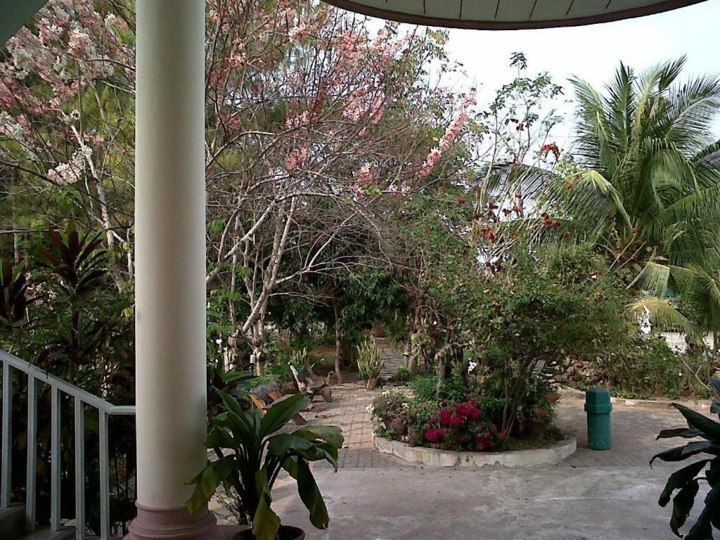 Kasem Garden Hotel Surin Ban Nong Tao Екстериор снимка
