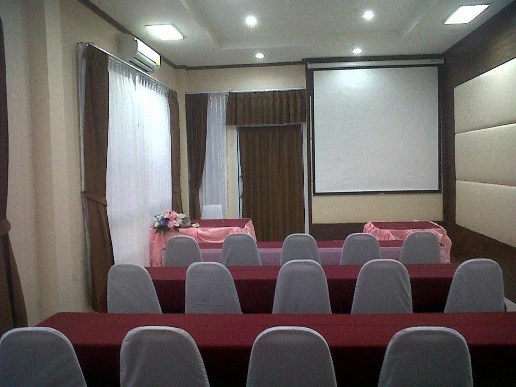 Kasem Garden Hotel Surin Ban Nong Tao Екстериор снимка